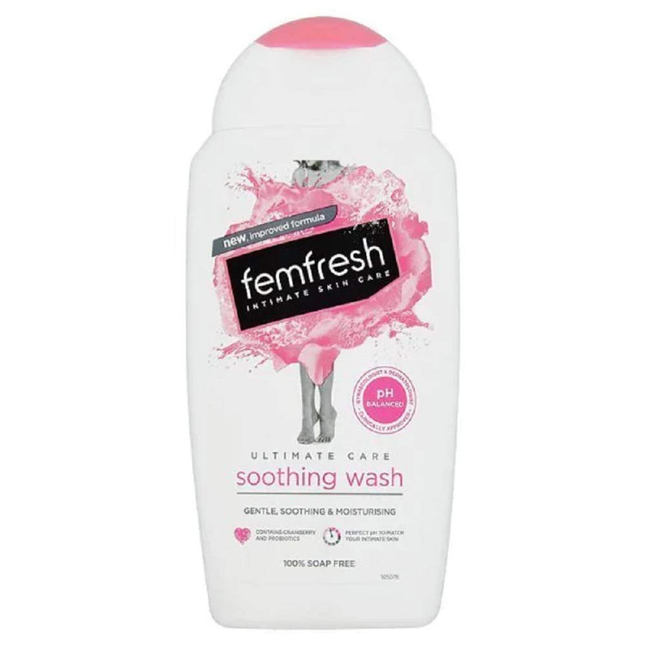 Femfresh 250ml Ultimate Care Soothing WashPh Balanced by Femfresh