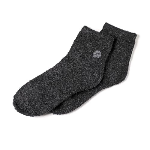 Earth Therapeutics Aloe Vera Socks Infused with Natural Aloe Vera Vitamin E Helps Dry Feet Cracked Heels Calluses Rough