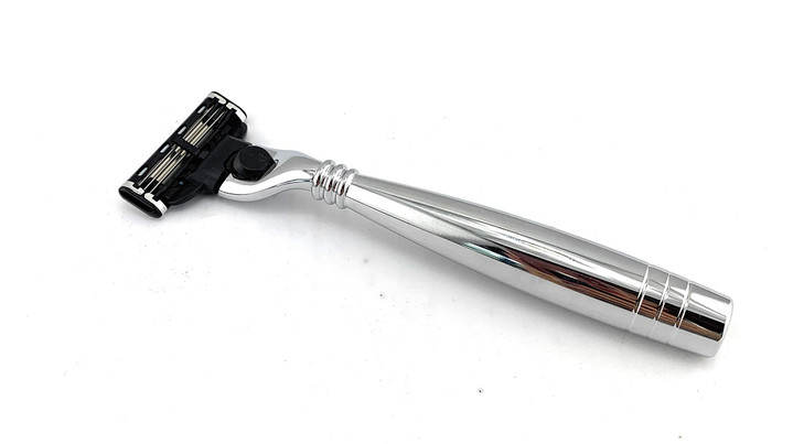 GBS Triple Blade Stainless Steel Razor with a Leather Case