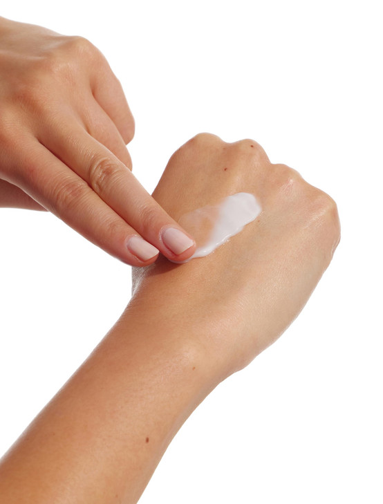 Bondi Sands Skin Firming Gradual Tanning Lotion SkinFirming Complex Builds to a NaturalLooking Tan for Tight Glowing Ski