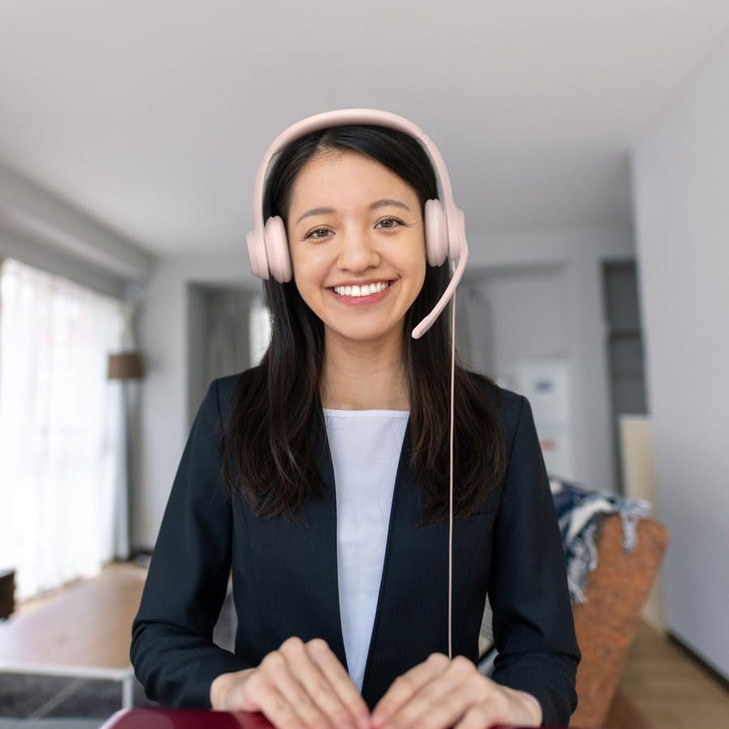 Logitech H390 Wired Headset for PCLaptop Stereo Headphones with Noise Cancelling Microphone USBA inLine Controls Works w