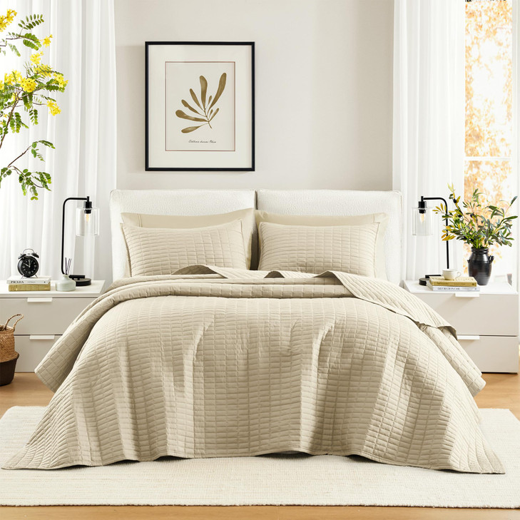 Comfort Spaces Ivory Oversized Queen Quilt Set 102x118 Bedspread Quilted Summer Lightweight Microfiber Bedding Coverlet