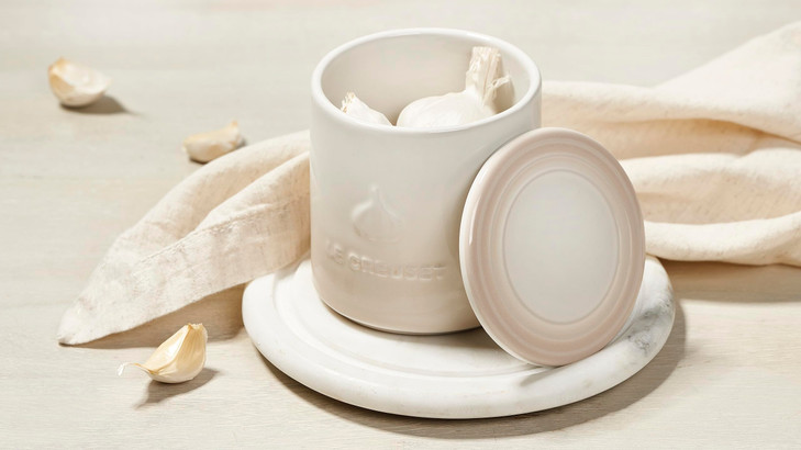 Le Creuset Stoneware Garlic Keeper 14 oz White