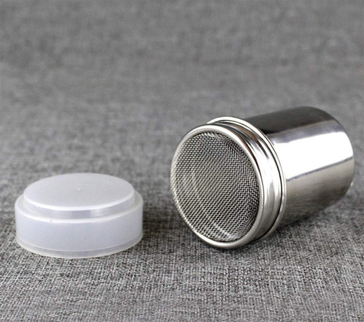 Onwon 2 Pieces Powder Sugar Shaker with Lid Stainless Steel Fine Mesh Shaker Cinnamon Icing Sugar Powder Cocoa Flour Cho