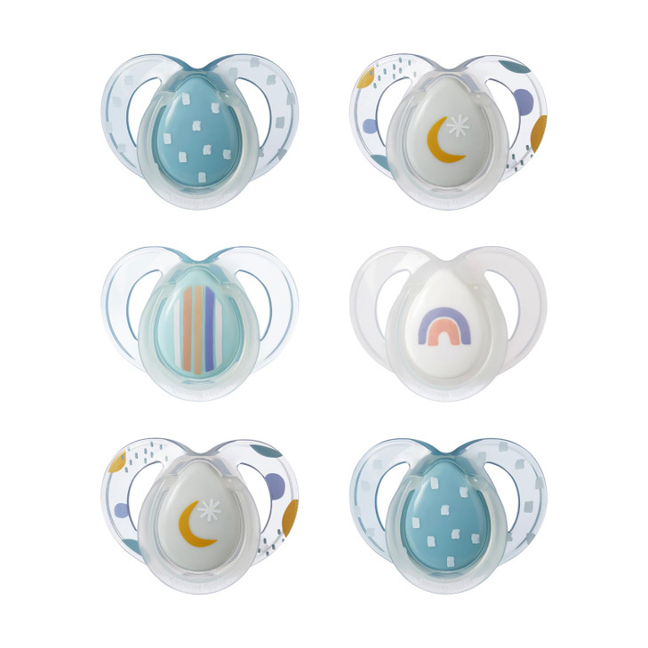 Tommee Tippee Night Time Pacifier, 6-18 Months, Symmetrical Silicone Baglet, BPA-Free Binkies