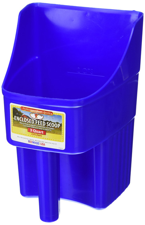 Little Giant® Plastic Enclosed Feed Scoop | Heavy Duty Durable Stackable Feed Scoop with Measure Marks | 3 Quart |