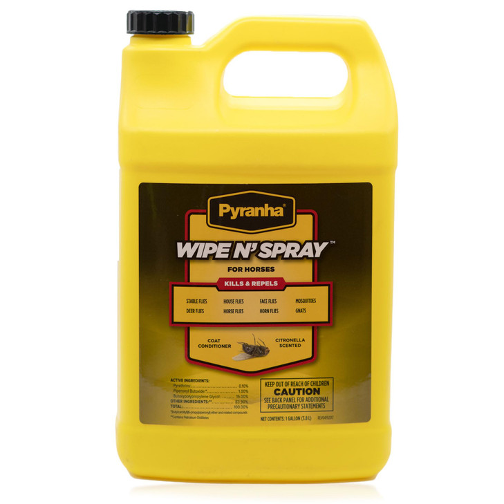 PYRANHA Wipe N' Spray for Horses - Oil-Based Long Lasting Fly Control Repels Horn, Deer, Horse, House, Stable, & Face