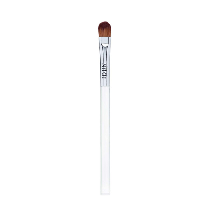 Idun Minerals Eyeshadow Brush Slender Soft Bristles Perfectly Rounded Contour Picks Up And Deposits Color In A Smooth Stroke Easily
