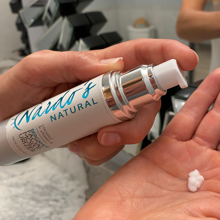 Nardo's Natural Facial Moisturizer with Hyaluronic Acid Anti-Aging For Women And Men Hydrates and Nourishes with Bergamot and Coconut oil Made in the