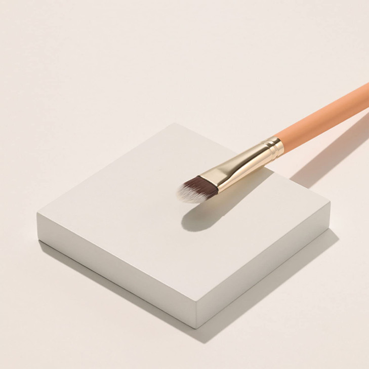 THE TOOL LAB 215 Finish Concealer Brush - Concealer Foundation Brush Corrector Makeup Brush -Premium Quality Synthetic Dense Bristles Cosmetic