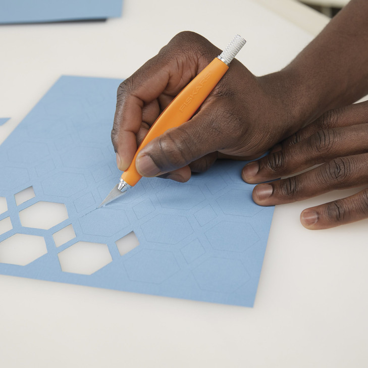 Fiskars Softgrip Detail Craft Knife - Ergonomic Exacto Knife for Arts, Crafting and Other Projects - Multi-Use Exacto Blade Included with Safety Cap