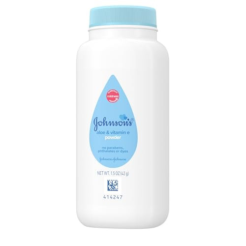 Johnson's Baby Naturally Derived Cornstarch Baby Powder with Aloe and Vitamin E for Delicate Skin, Hypoallergenic and Free of Parabens, Phthalates, a