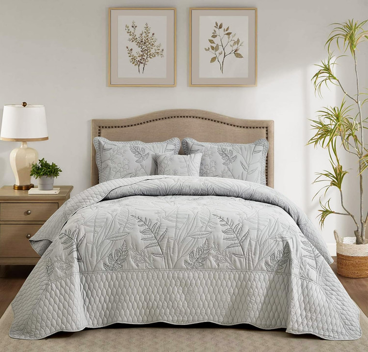 DaisyHuang Botanical Oversized Bedspread King Size - Leaves Pattern Stitching Quilt Set - Elegant & Fresh Style Bedding Coverlets, Reversible, Lightw