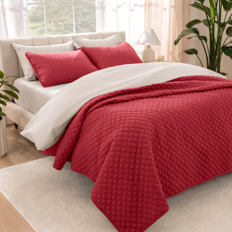 Bare Home Coverlet Set - Twin/Twin Extra Long - Lightweight Bed Decor - Comforter Alternative - All-Season Quilted Bedspread (Twin/Twin XL, Red)