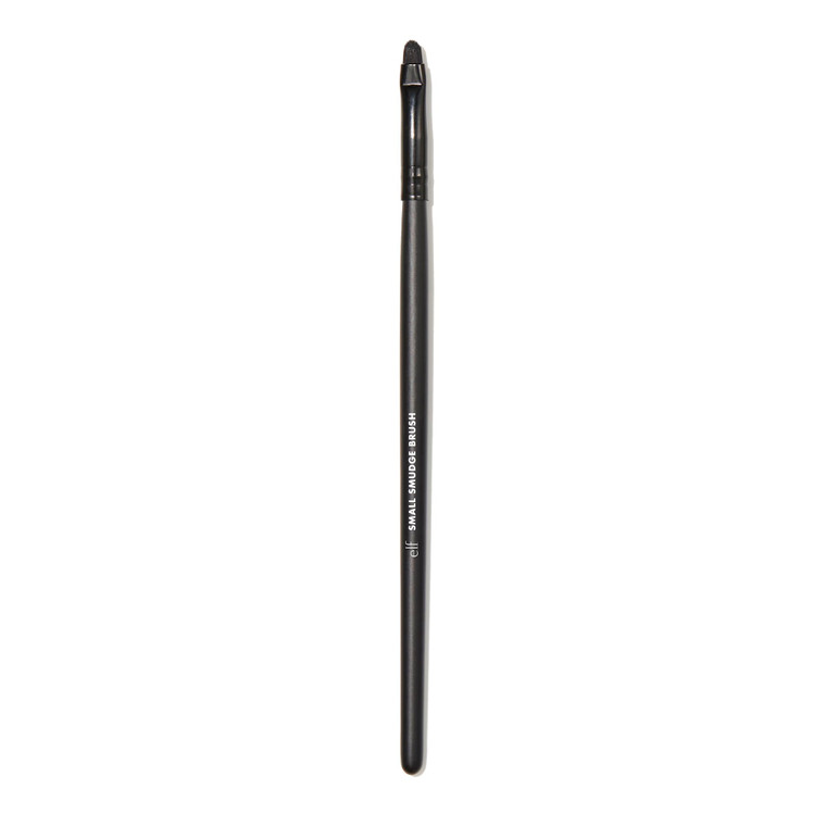 e.l.f. Small Smudge Brush for Precision Eyeshadow and Eyeliner, Synthetic