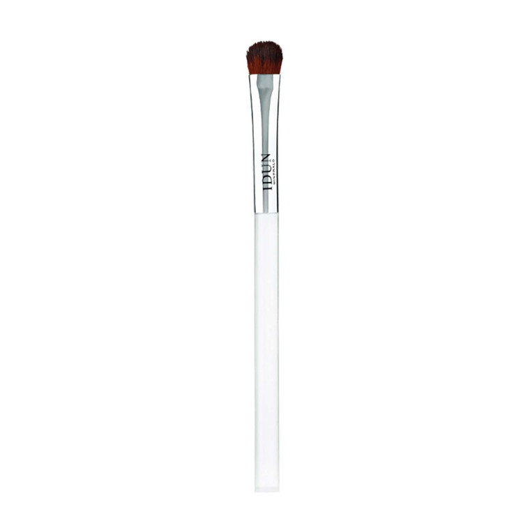 IDUN Minerals Precision Eyeshadow Brush - Small, Tapered Bristles Lined In A Rounded Shape - Precisely Lays Color With Impeccable Detail and Precisio