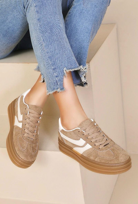 Brown Flatform Trainers