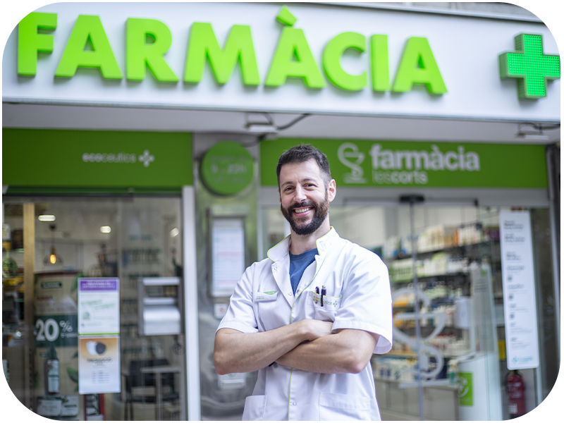 imagen empleado farmacia les corts