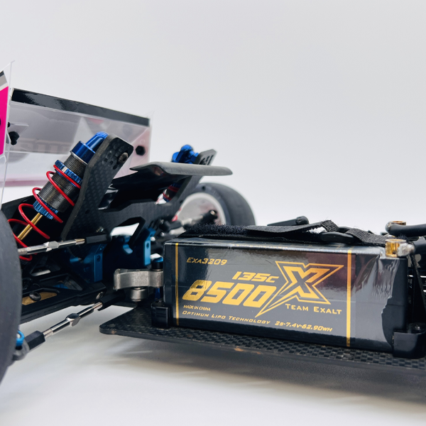 Exalt X-Rated 2S 135C Hardcase "FAT" Shorty Lipo Battery (7.4V/8500mAh) w/5mm Bullets (EXA3209)