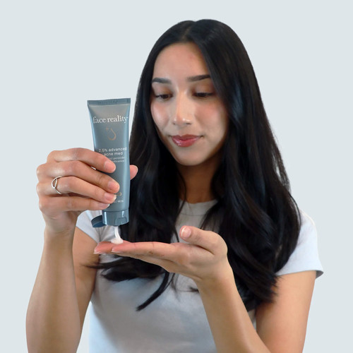 Face Reality 2.5% Advanced Acne Med 1.5 fl oz - Skin Elite - model 2 Face Reality 2.5% Advanced Acne Med 1.5 fl oz - Skin Elite - model 2