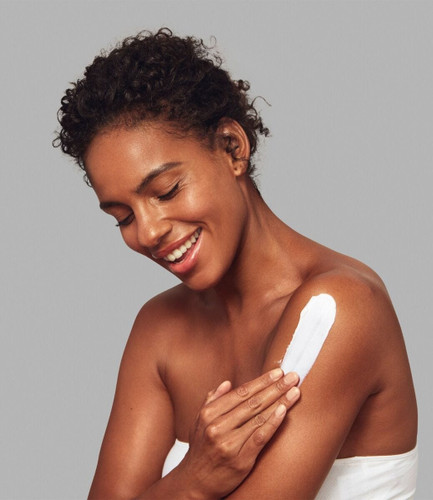 Glytone Daily Body Lotion Broad Spectrum SPF 15 - 12 fl oz - SkinElite - lifestyle