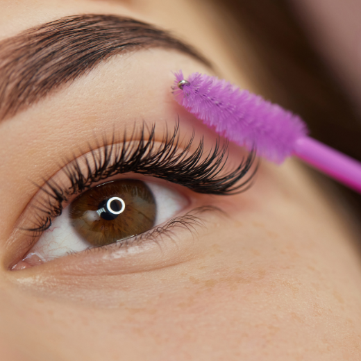 5 Types of Eyelash Extensions (And How to Choose the Right One for You)