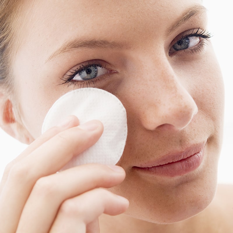 Does Makeup Hurt Your Skin? The Truth Once and For All Skin Elite