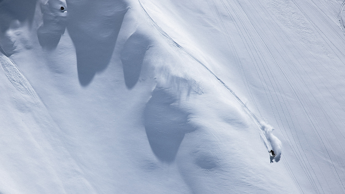 Be the first to grab the latest 2025-2026 skis, boots, apparel, and gear - fresh arrivals hitting the floor at Hillcrest Sports. Get ready for your best season yet!1