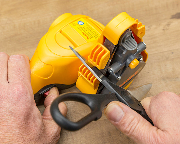 Smith's Knife & Scissor Sharpener - Thumbnail 5