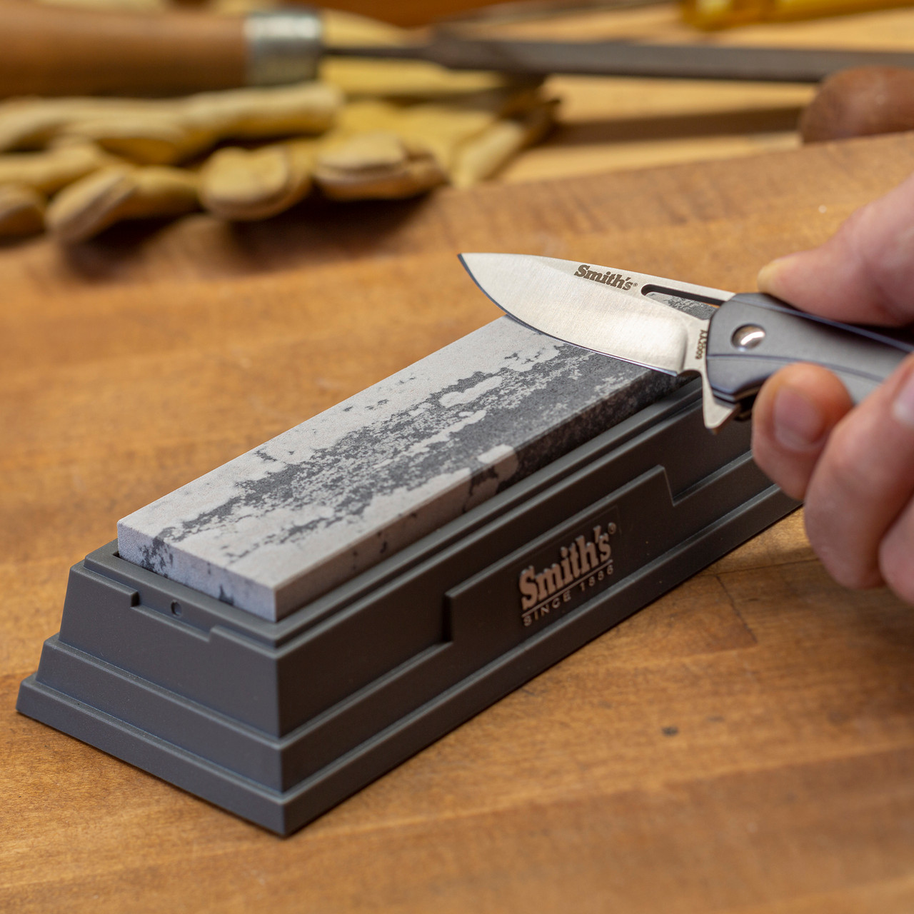 Benchstone Knife & Tool Sharpener | Soft Arkansas Stone Grit