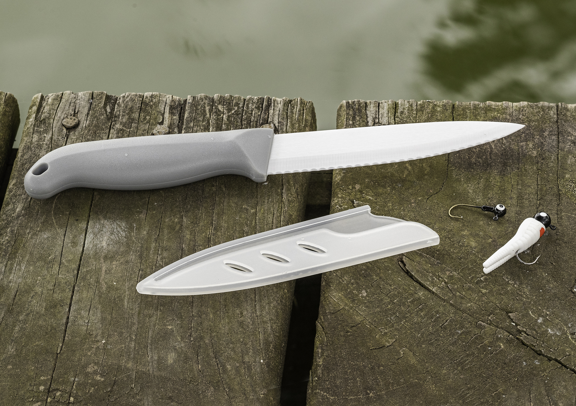 EVERYTHING YOU NEED TO KNOW ABOUT SERRATED KNIVES