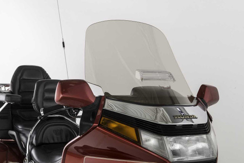 SLIPSTREAMER Windshield Vented Clear Hon S-166V-C