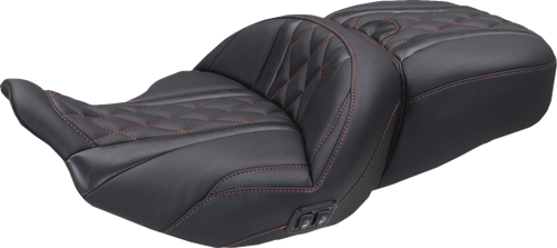 Mustang Heated Super Touring One Piece 2-Up Seat - Deluxe Diamond - American Beauty Stitch - Flt/Flh '23-'25 89410AB