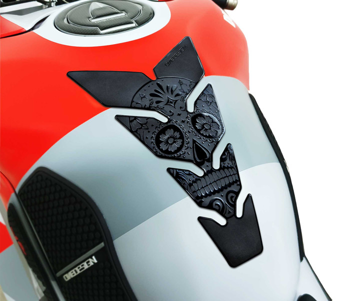 ONE EMBLEMS Ultra-Thin Tank Pad Skull Black XT4