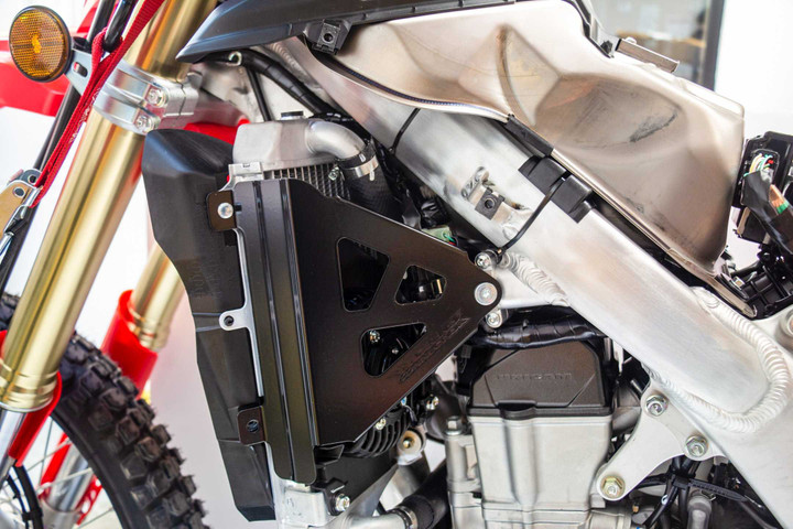 WORKS Radiator Braces Crf450L Black 18-B719