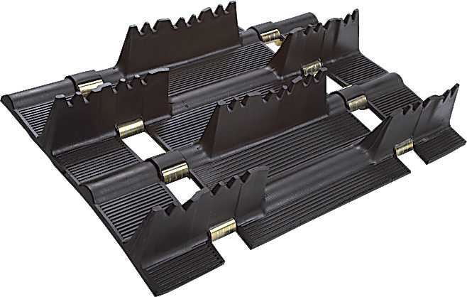 Camso 2.52 Pitch Challenger Track 151 X 2.00 15 Wide 9876M