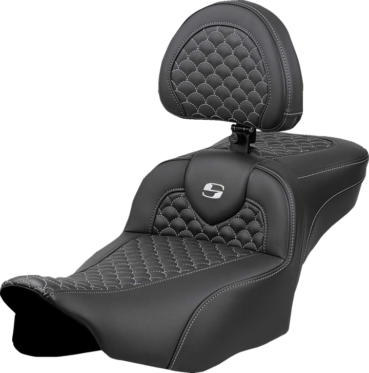 Saddlemen Roadsofa Extended Reach Seat - Dragon Scale Stitch - Silver Stitch - W/ Backrest - Flt/Flh '23-'24 823-07-209B5