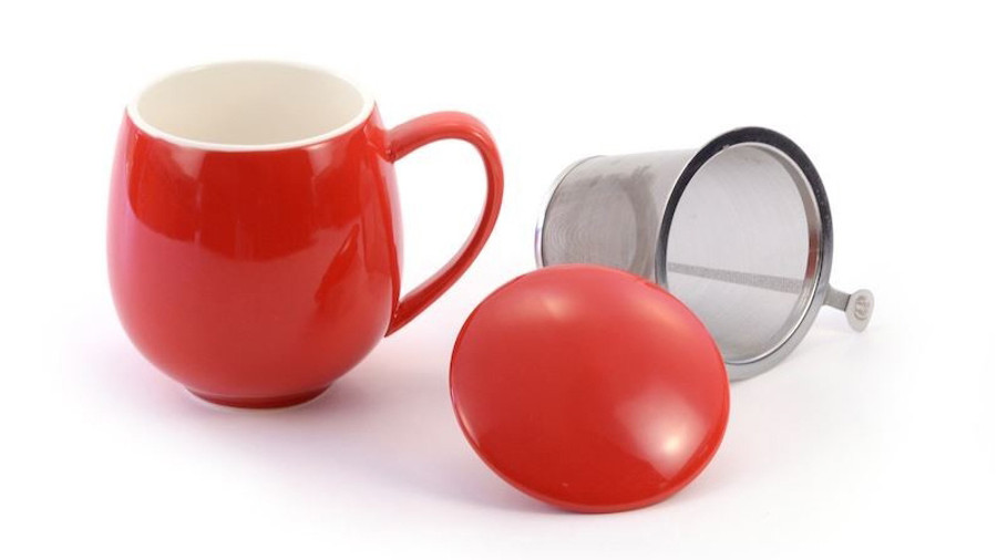 https://cdn11.bigcommerce.com/s-gbio3rgsga/images/stencil/900x900/products/274/749/Porcelain_Tea_Cup_Infuser_Red_1__31161.1644353763.jpg?c=2