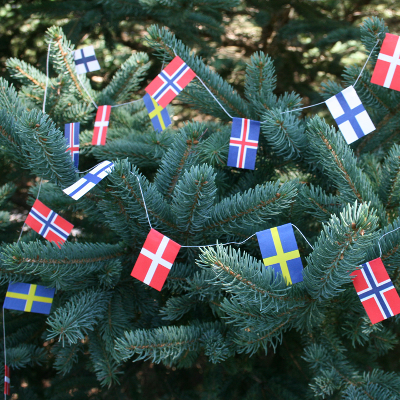 Strings　ScandinavianShoppe　Scandinavian　Countries　Flags　on