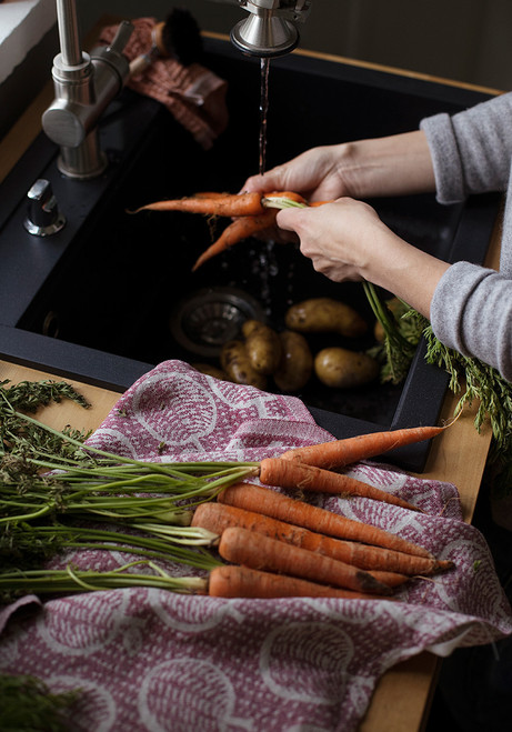 Lapuan Kankurit Oy Lapuan Kankurit Tea/Kitchen Towel - Sato - Bordeaux 
