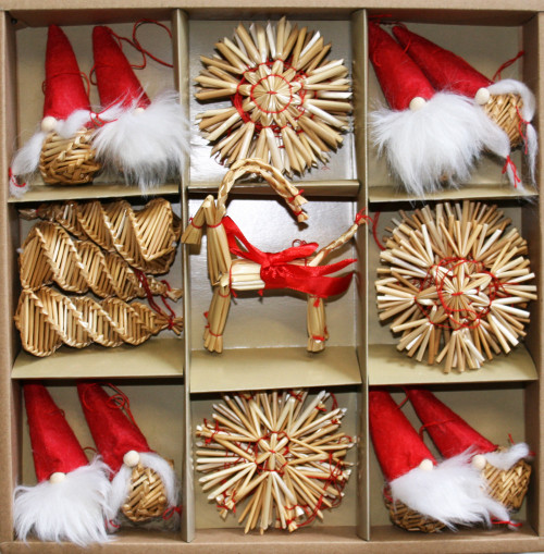 Straw ornaments: gnomes, goat, stars, snowflakes, lanterns in a box