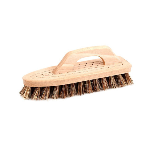 An 8-inch Iris Hantverk scrubbing brush with a beech wood handle and union blend bristles.