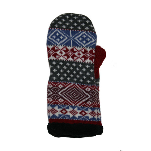 Swedish Passport wool mitten in Soppero Red with traditional Norwegian pattern, front view.