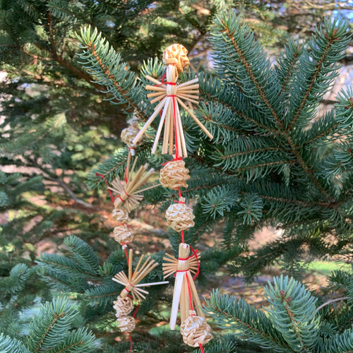 my scandinavian home: How To Make Swedish Christmas Angels From Paper