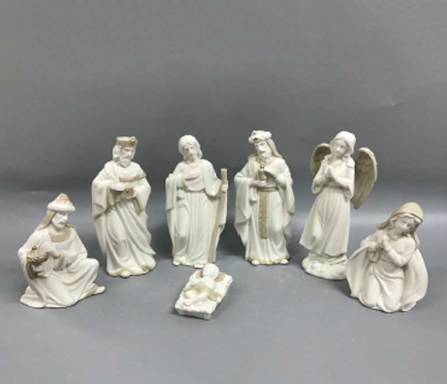 NATIVITY GROUP 7 PIECE SET