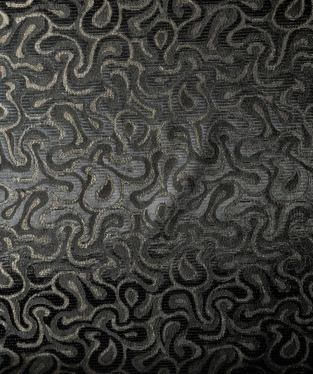 Brocade seabed, black and gold