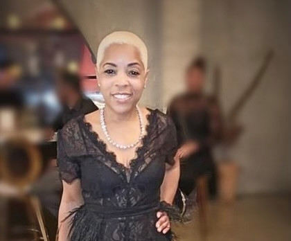 Black Border Chantilly Lace