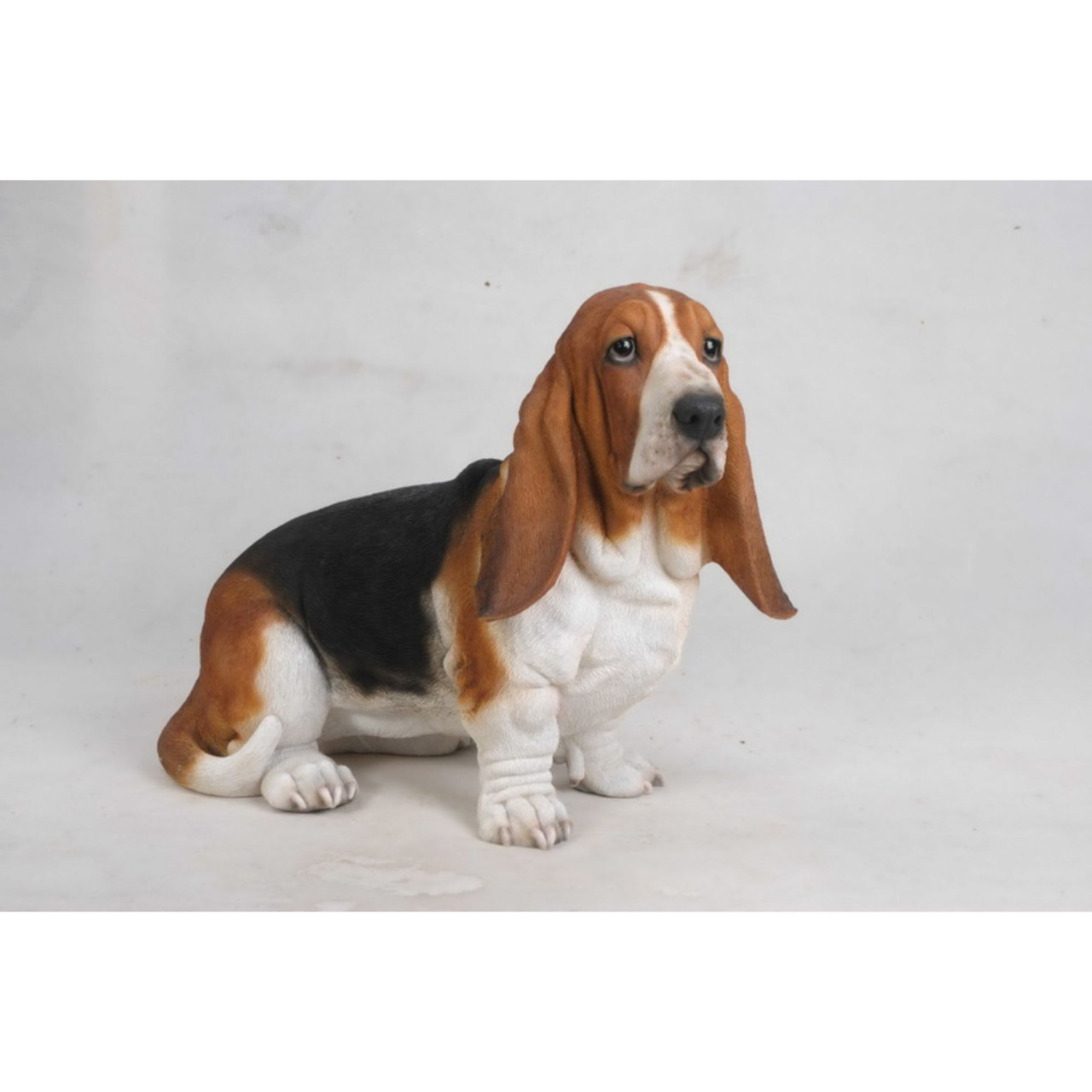 Hi-Line Gift Ltd. Basset Hound Garden Statue - Thumbnail 3
