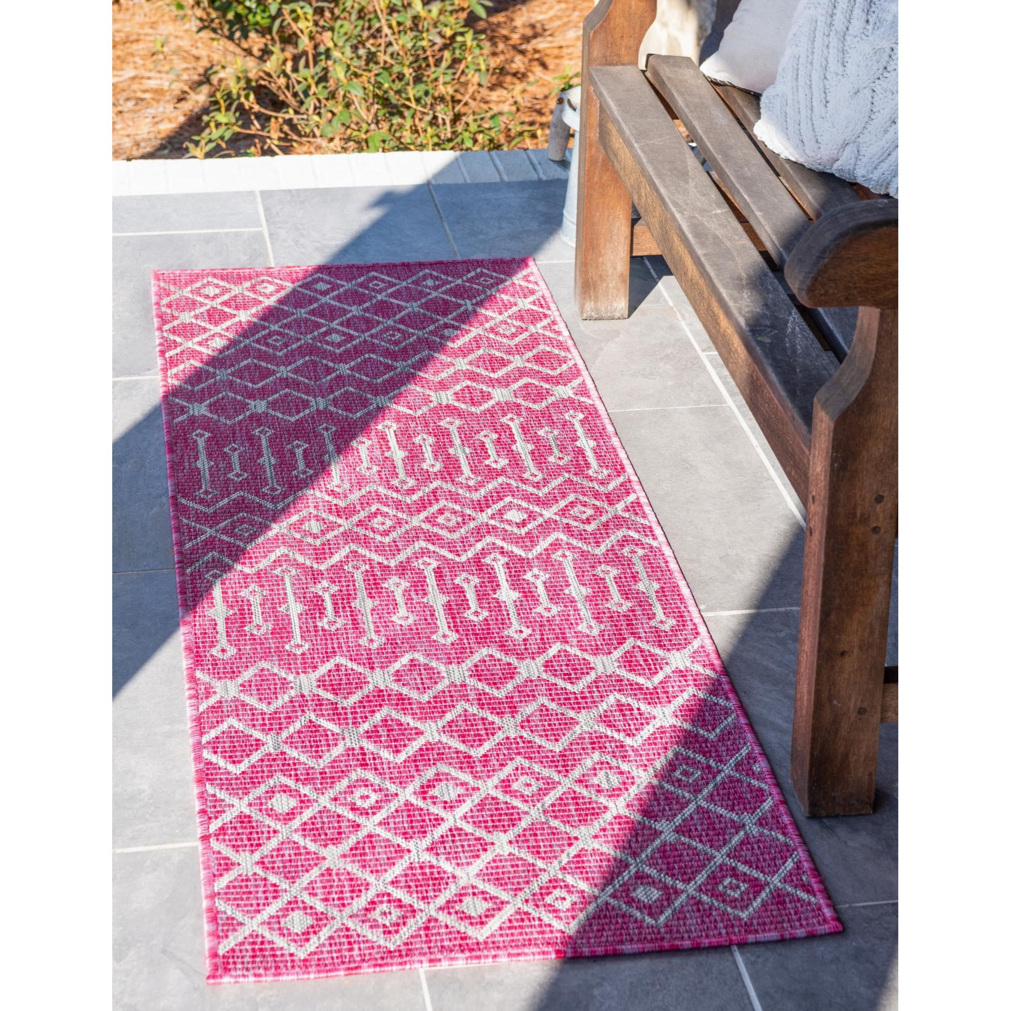 2' x 6' Pink & Gray Geometric Rectangular Outdoor Rug Runner Pool Central