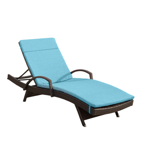 Luxurious 2-Piece Brown Wicker Patio Chaise Lounger Set with Blue Cushions